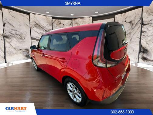 Inferno Red 2023 Kia Soul LX