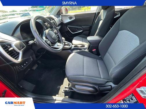 Inferno Red 2023 Kia Soul LX