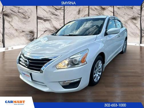 White 2015 Nissan Altima 2.5 S