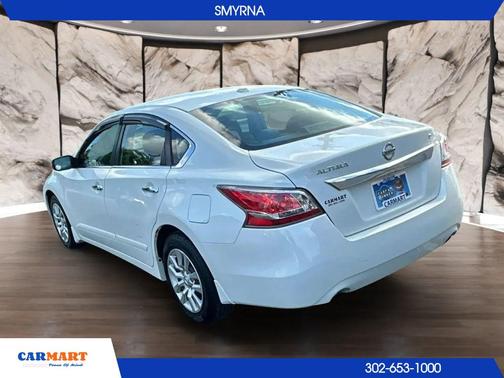 White 2015 Nissan Altima 2.5 S