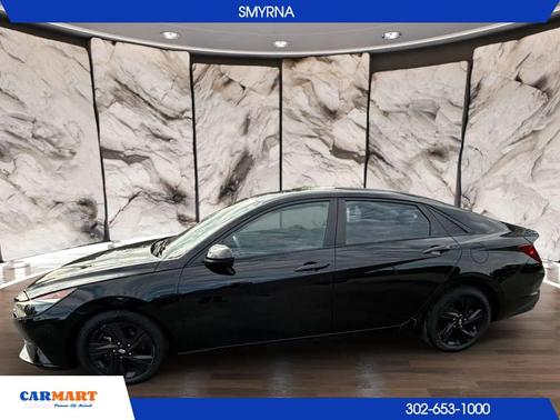 Phantom Black 2021 Hyundai ELANTRA SEL