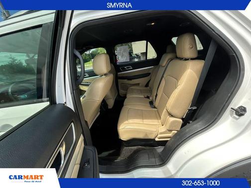 White 2017 Ford Explorer sport