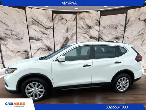 Glacier White 2018 Nissan Rogue S