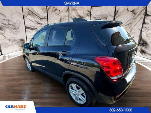 Midnight Blue Metallic 2022 Chevrolet Trax LT