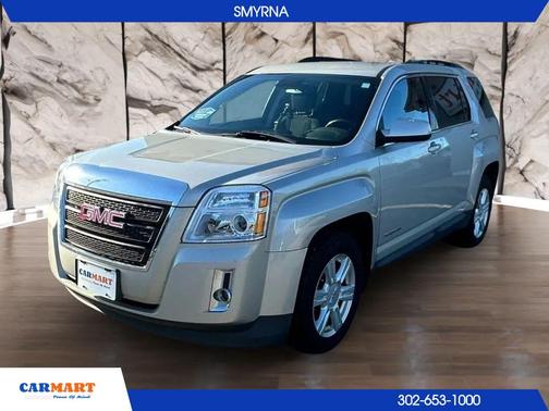 Champagne Silver Metallic 2015 GMC Terrain SLE-2