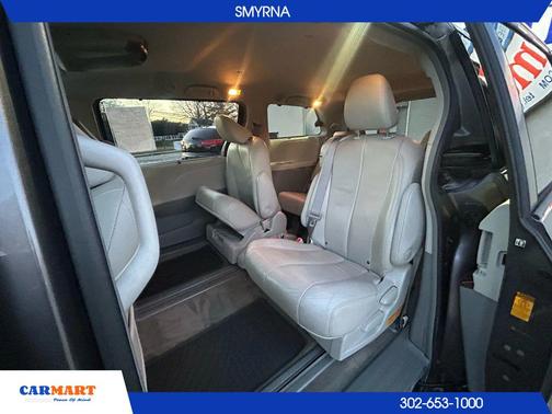 2013 Toyota Sienna XLE