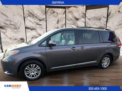 2013 Toyota Sienna XLE