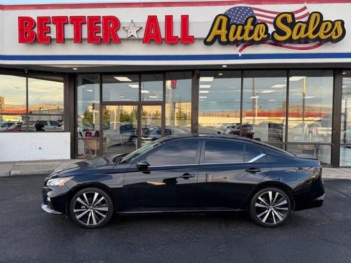 2021 Nissan Altima SR FWD