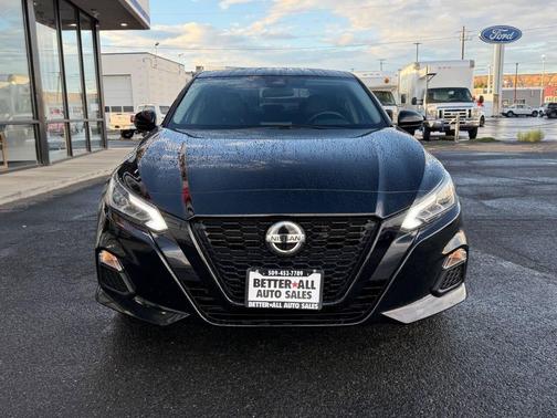 2021 Nissan Altima SR FWD