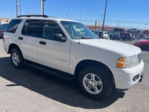2005 Ford Explorer XLT