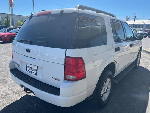 2005 Ford Explorer XLT