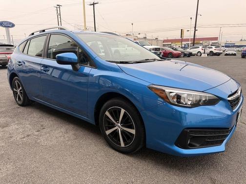 Ocean Blue Pearl 2021 Subaru Impreza Premium