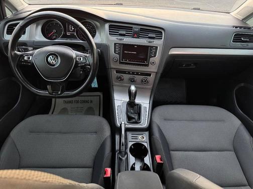 2016 Volkswagen Golf TSI S 4-Door
