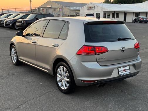 2016 Volkswagen Golf TSI S 4-Door