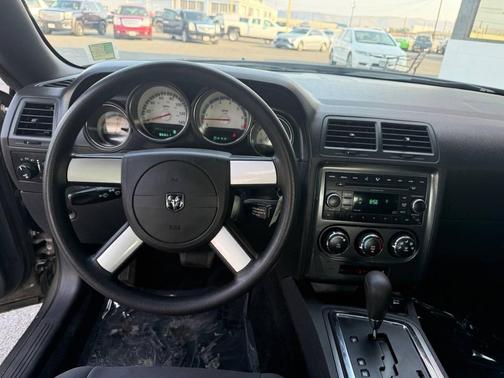 2010 Dodge Challenger SE