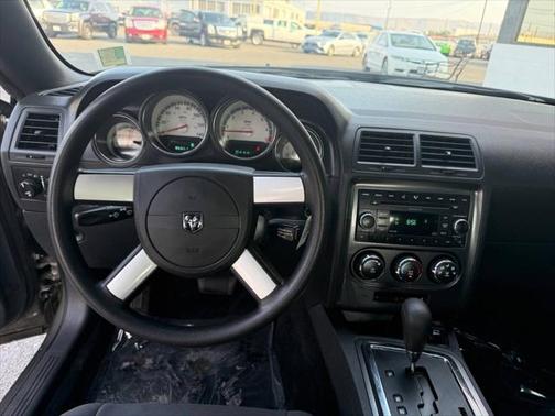 2010 Dodge Challenger SE