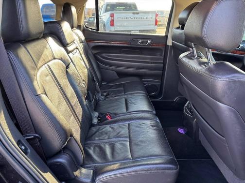 2019 Lincoln MKT Reserve