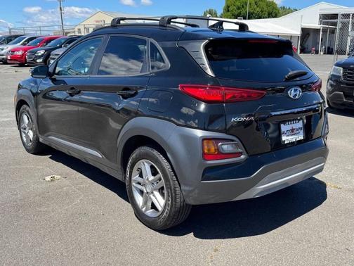 Ultra Black Pearl 2019 Hyundai KONA Limited