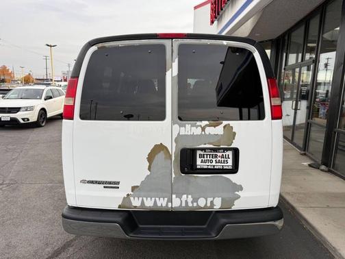 2009 Chevrolet Express 3500 Base