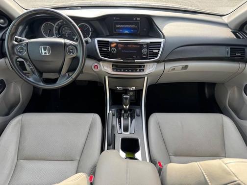 Obsidian Blue Pearl 2013 Honda Accord EX