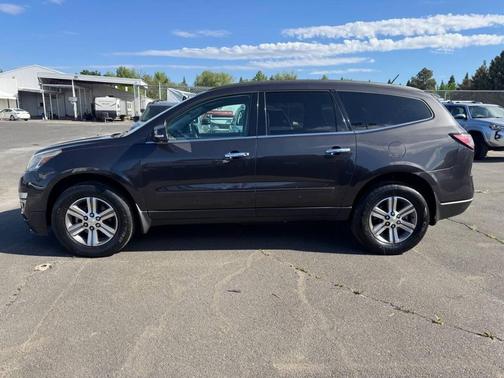 Tungsten Metallic 2016 Chevrolet Traverse 1LT
