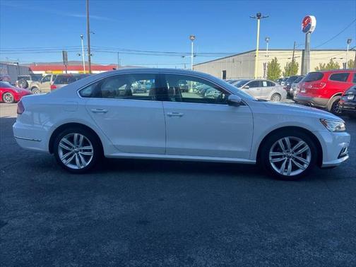 2018 Volkswagen Passat 2.0T SE