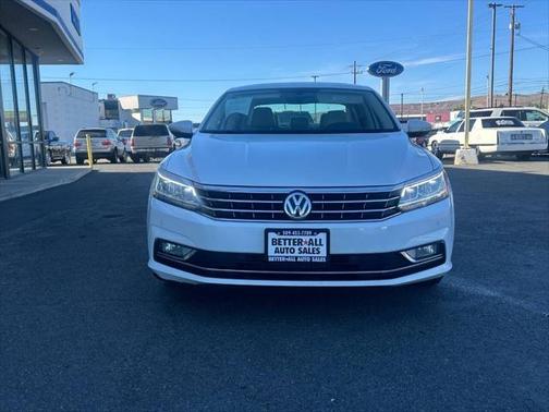 2018 Volkswagen Passat 2.0T SE
