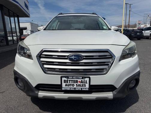 Crystal White Pearl 2017 Subaru Outback 3.6R Limited