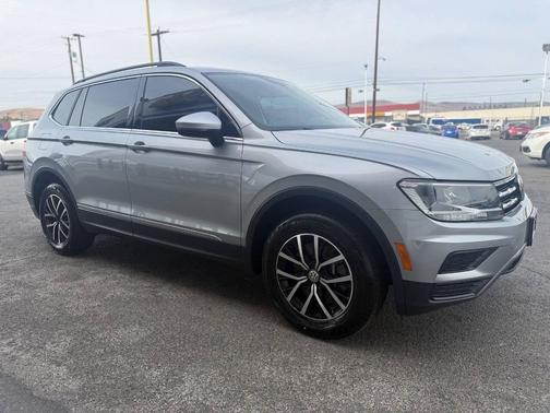 Platinum Gray Metallic 2021 Volkswagen Tiguan 2.0T SE 4MOTION