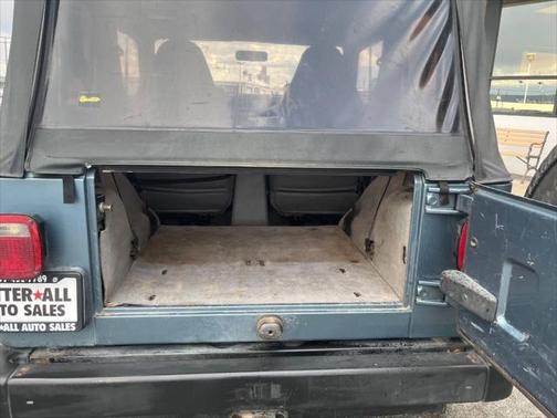 1998 Jeep Wrangler SE