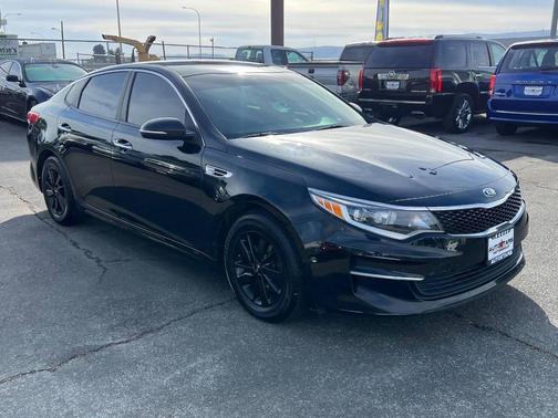 2018 Kia Optima LX