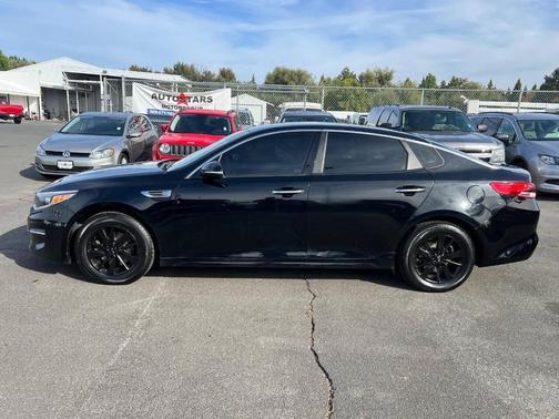 2018 Kia Optima LX