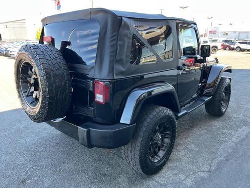 2016 Jeep Wrangler Sahara