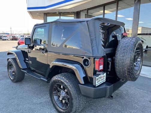 2016 Jeep Wrangler Sahara
