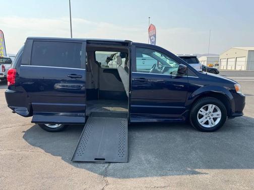 2012 Dodge Grand Caravan Crew