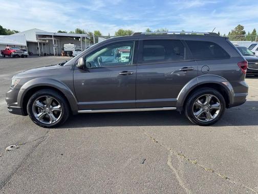 Granite Crystal Metallic Clearcoat 2015 Dodge Journey Crossroad