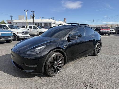 Solid Black 2022 Tesla Model Y Performance AWD 4dr Crossover