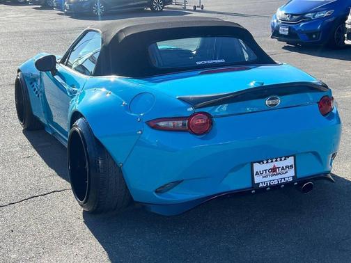 2016 Mazda MX-5 Miata Club