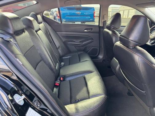 2022 Nissan Altima SR FWD