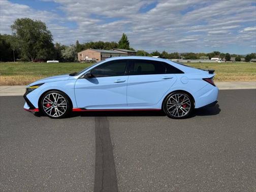 2022 Hyundai ELANTRA N Base