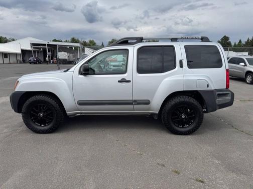 Brilliant Silver 2014 Nissan Xterra S