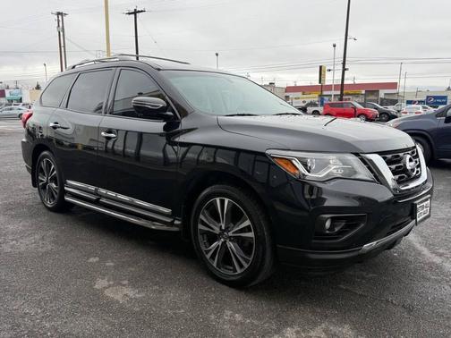 2018 Nissan Pathfinder Platinum