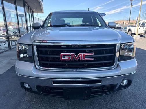 Pure Silver Metallic 2010 GMC Sierra 1500 SLT