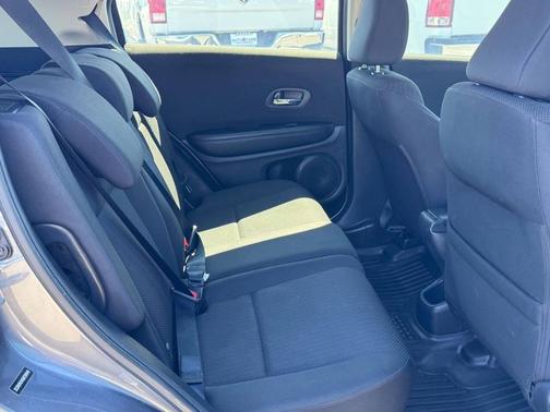2016 Honda HR-V LX