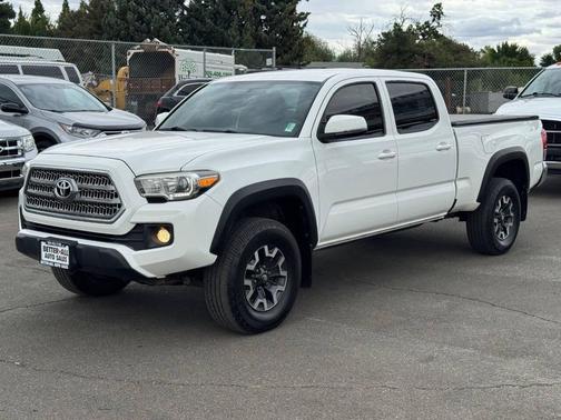 2017 Toyota Tacoma TRD Sport