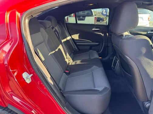 2017 Dodge Charger SXT
