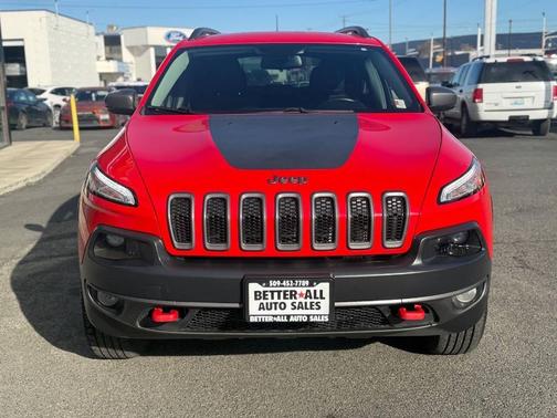 Firecracker Red Clearcoat 2018 Jeep Cherokee Trailhawk