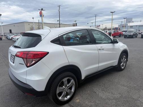 2018 Honda HR-V LX