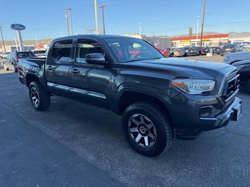 2022 Toyota Tacoma SR5
