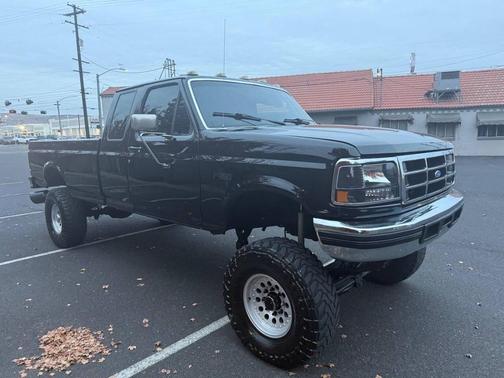 1995 Ford F-250 XLT SuperCab H/D